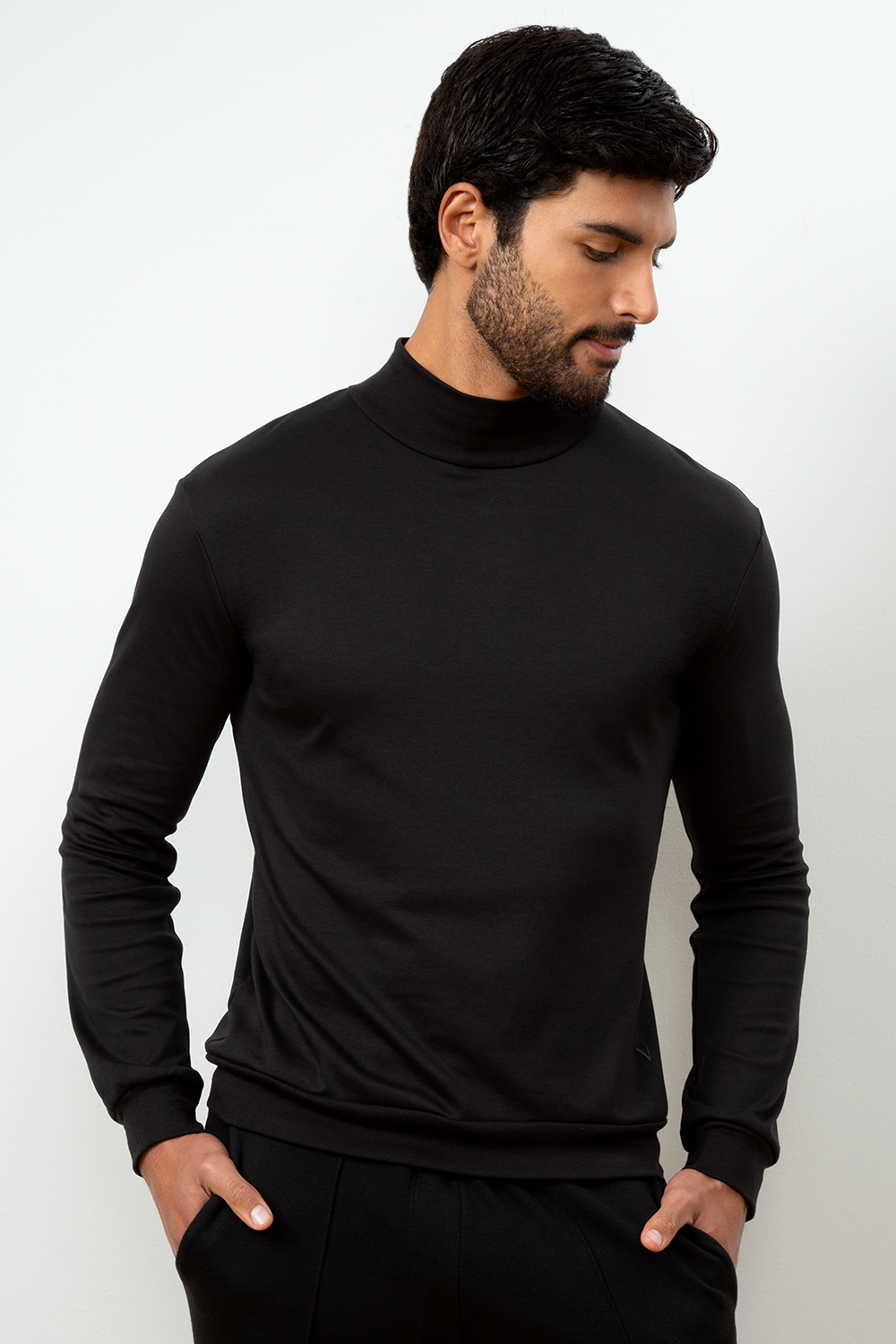 HIGH NECK ML SEMI SLIM FIT BLACK